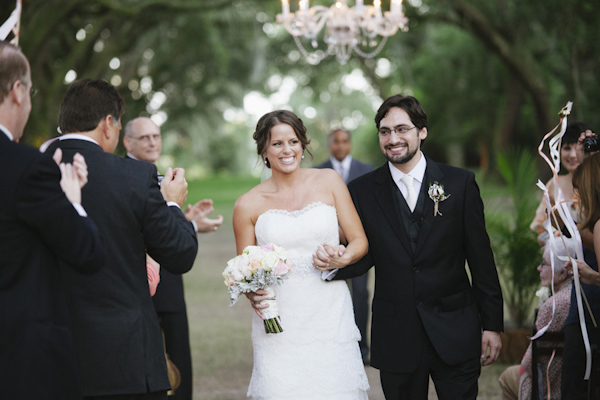 wedding at Legare Waring House in Charleston, South Carolina, photo by Paige Winn Photo | via junebugweddings.com