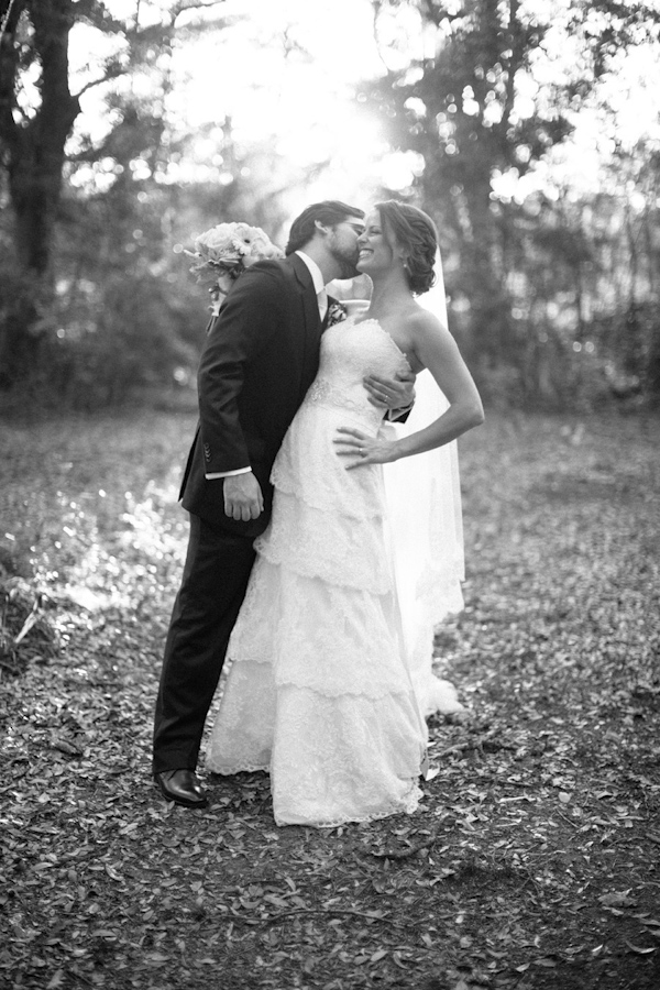 wedding at Legare Waring House in Charleston, South Carolina, photo by Paige Winn Photo | via junebugweddings.com