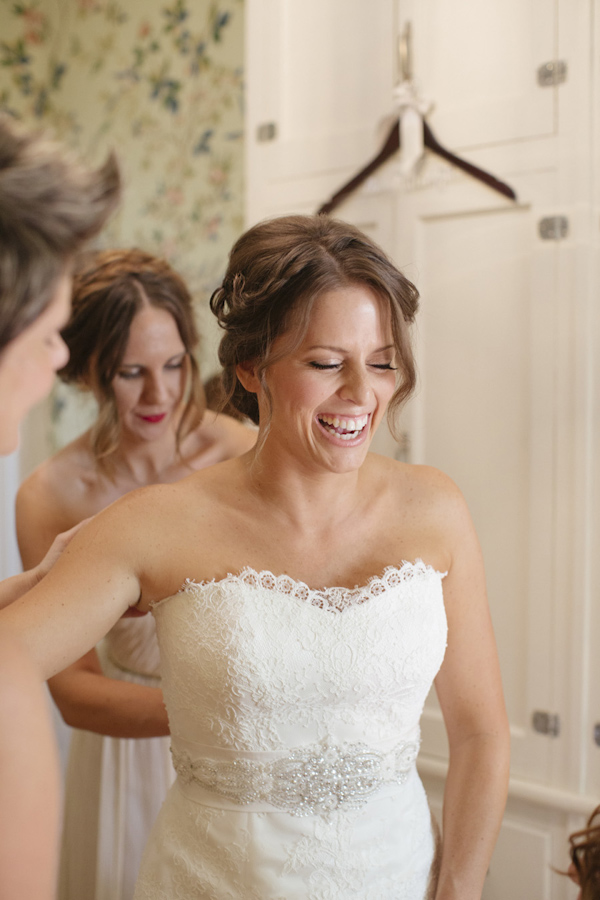 wedding at Legare Waring House in Charleston, South Carolina, photo by Paige Winn Photo | via junebugweddings.com