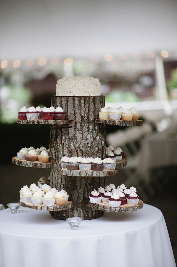 woodland wedding at Benmarl Winery, New York, photo by Richard Israel | via junebugweddings.com