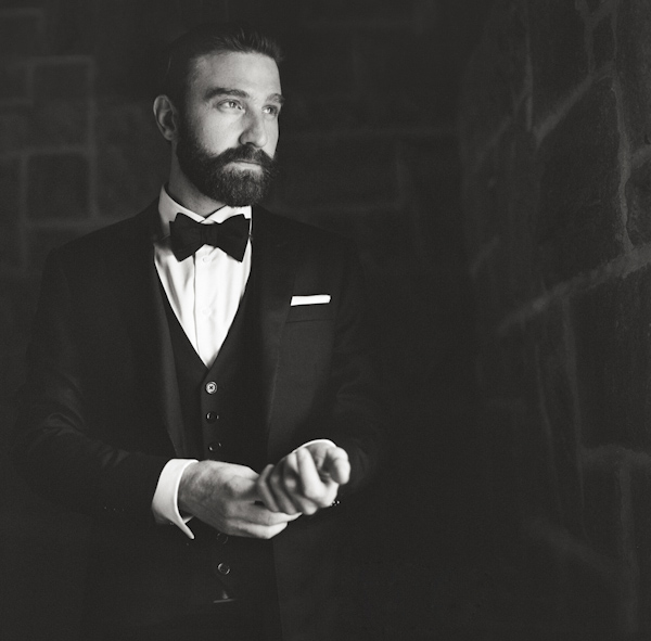 wedding portrait of groom by Graham Scobey of Scobey Photography | via junebugweddings.com