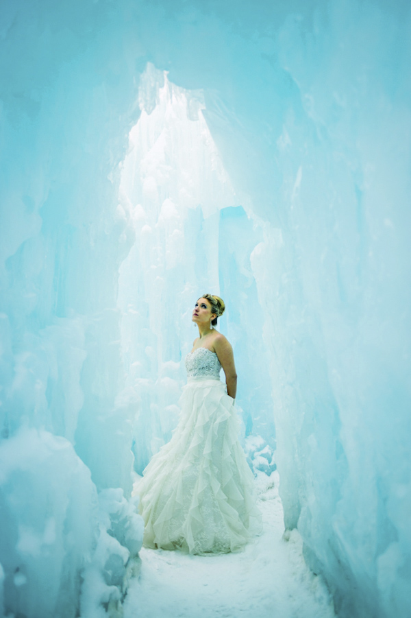 wedding portrait of bride by Robert Evans of Robert Evans Studios | via junebugweddings.com