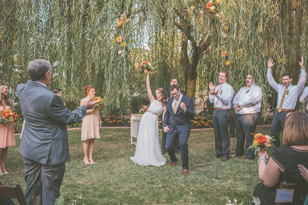 autumnal backyard wedding in Granite Bay, California with photos by Kris Holland Photography | junebugweddings.com (20)