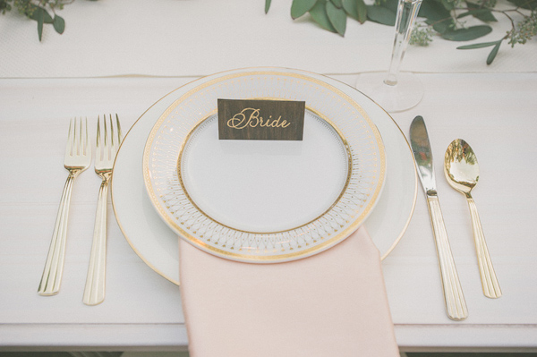 autumnal backyard wedding in Granite Bay, California with photos by Kris Holland Photography | junebugweddings.com (12)