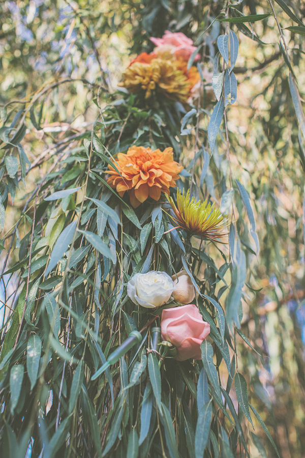 autumnal backyard wedding in Granite Bay, California with photos by Kris Holland Photography | junebugweddings.com (11)