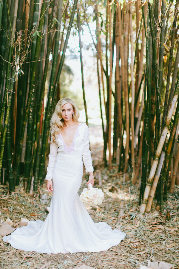 Dramatic And Sophisticated Bridal Style Junebug Weddings