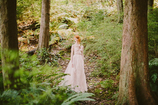 enchanted woodland bridal style inspiration shoot from Ryan Flynn Photography | via junebugweddings.com (7)