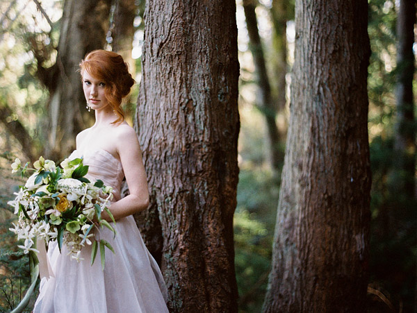 enchanted woodland bridal style inspiration shoot from Ryan Flynn Photography | via junebugweddings.com (12)