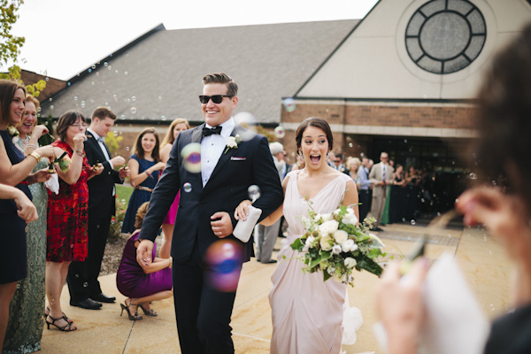 navy and pink garden wedding in Ohio, photo by Ely Brothers | via junebugweddings.com