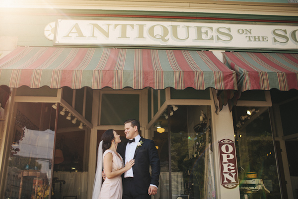 navy and pink garden wedding in Ohio, photo by Ely Brothers | via junebugweddings.com