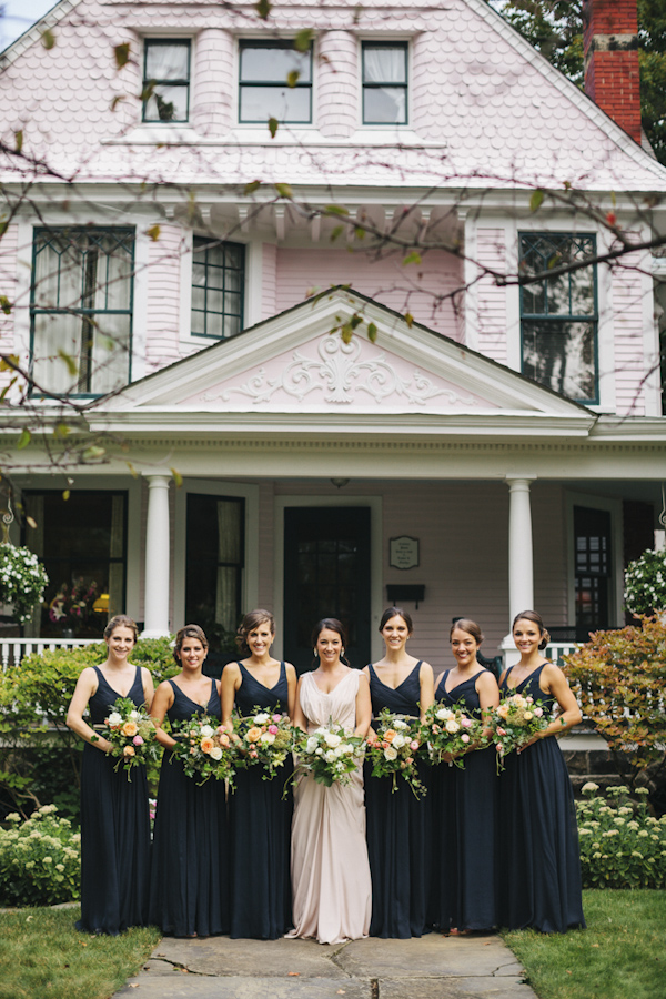 navy and pink garden wedding in Ohio, photo by Ely Brothers | via junebugweddings.com