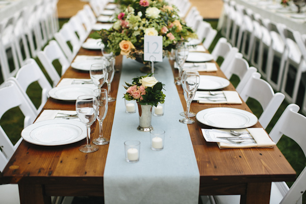 navy and pink garden wedding in Ohio, photo by Ely Brothers | via junebugweddings.com