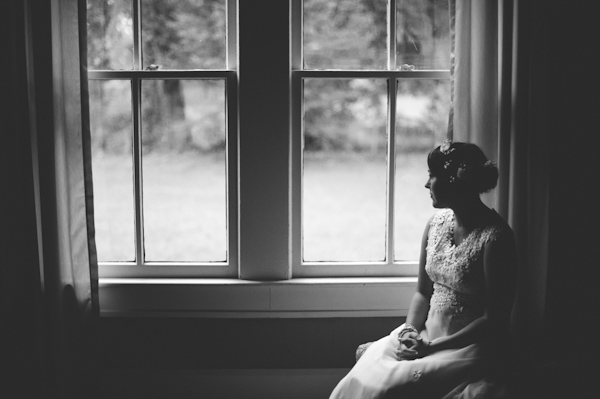 rain on wedding day at Glen Venue, Florida, photo by Jason Mize | via junebugweddings.com