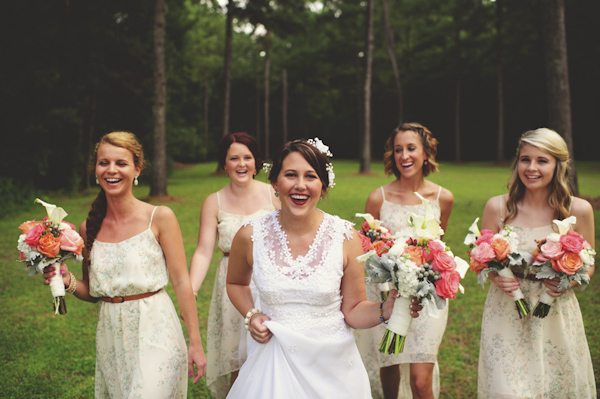 rain on wedding day at Glen Venue, Florida, photo by Jason Mize | via junebugweddings.com