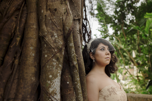 vintage wedding at Vizcaya Museum and Gardens, Florida, photo by Maloman Studios | via junebugweddings.com