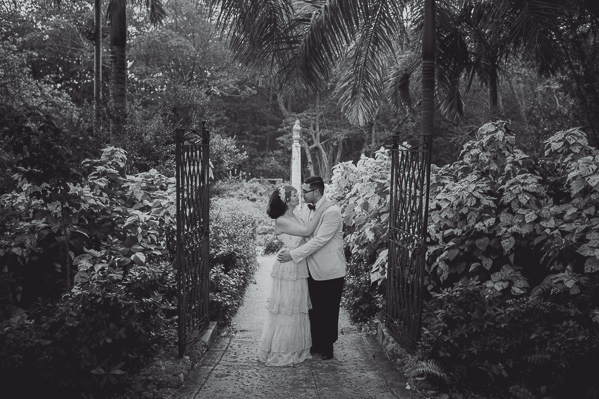 vintage wedding at Vizcaya Museum and Gardens, Florida, photo by Maloman Studios | via junebugweddings.com