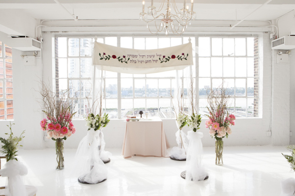 elegant wedding at Studio450 in New York, photo by Karen Hill Photography | via junebugweddings.com