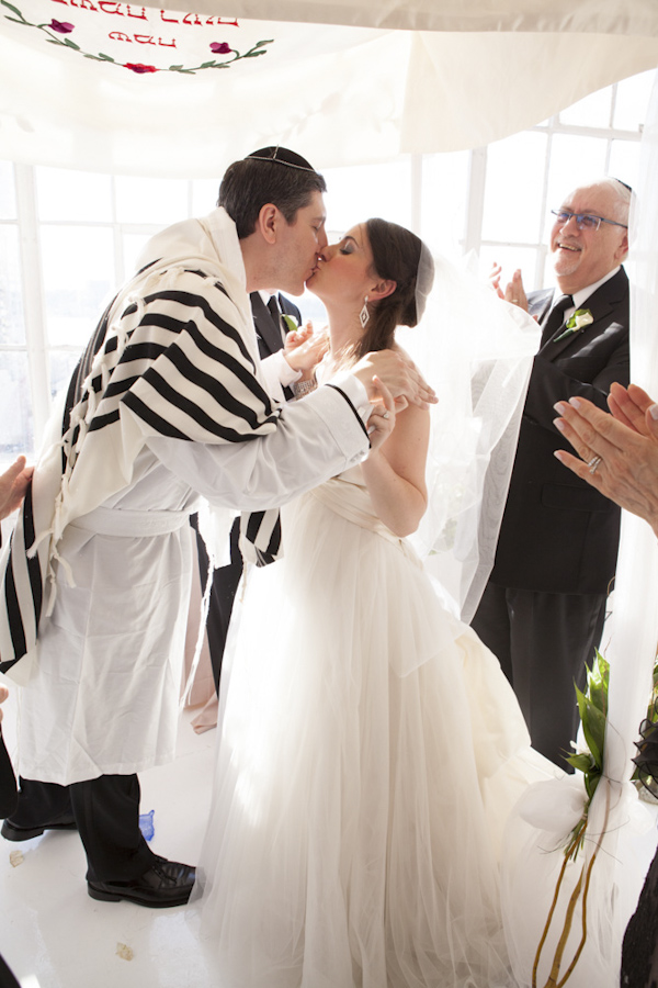 elegant wedding at Studio450 in New York, photo by Karen Hill Photography | via junebugweddings.com