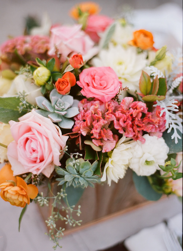 coral and teal California wedding from XOXO Bride with photos by Raya Carlisle | via junebugweddings.com (7)