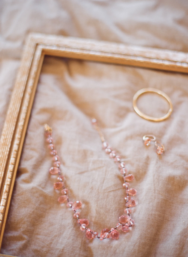 coral and teal California wedding from XOXO Bride with photos by Raya Carlisle | via junebugweddings.com (33)