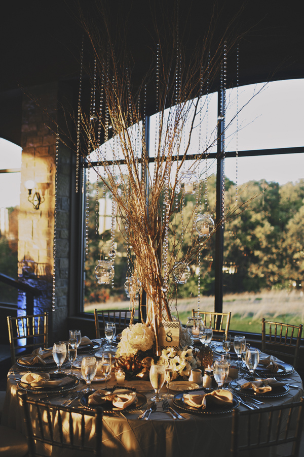 modern elegant gold and black wedding at Legend at Bergamont, photo by DWJohnson Studio | via junebugweddings.com