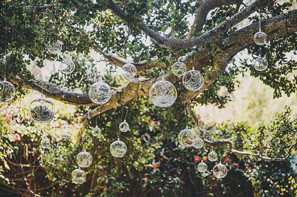 organic outdoor summer wedding at Holly Farm - photo by Lisa Lefringhouse Photography | via junebugweddings.com