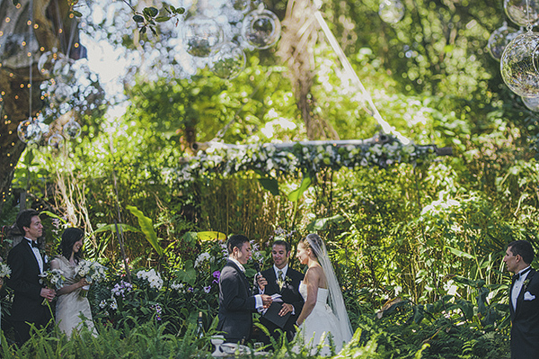 organic outdoor summer wedding at Holly Farm - photo by Lisa Lefringhouse Photography | via junebugweddings.com