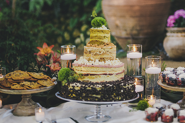 organic outdoor summer wedding at Holly Farm - photo by Lisa Lefringhouse Photography | via junebugweddings.com