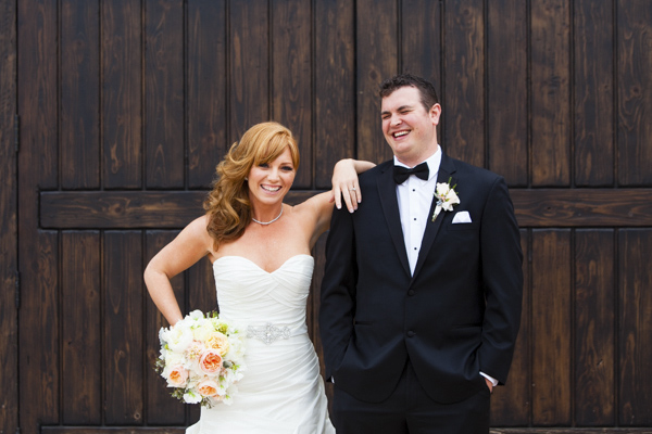 peach, coral, grey wedding at Swiftwater Cellars, photo by La Vie Photography | via junebugweddings.com