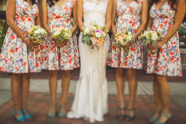 vibrant urban wedding in Los Angeles with photos by Jeff Newsom | via junebugweddings.com (27)