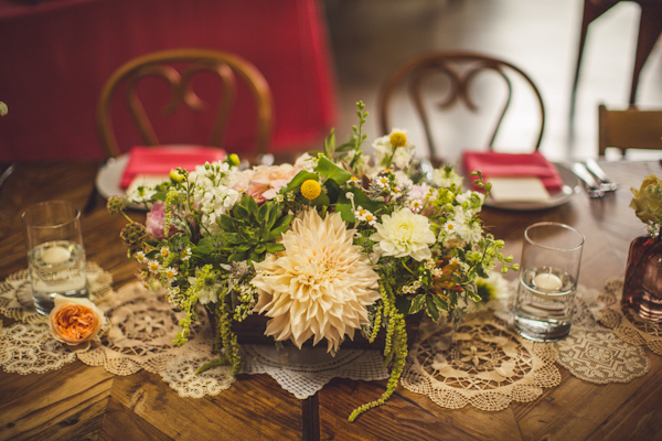 vibrant urban wedding in Los Angeles with photos by Jeff Newsom | via junebugweddings.com