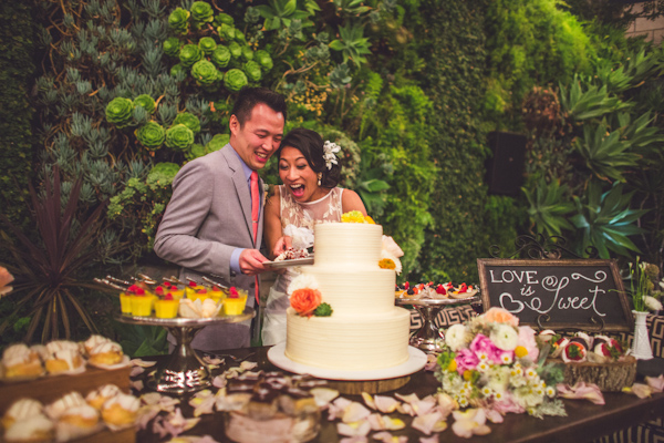 vibrant urban wedding in Los Angeles with photos by Jeff Newsom | via junebugweddings.com (4)