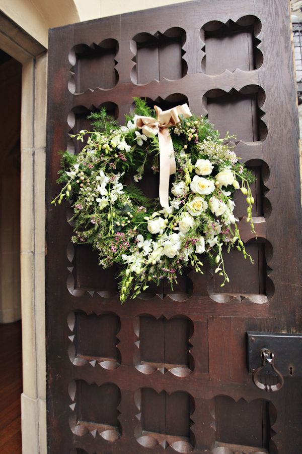 North Carolina wedding at The Carolina Yacht Club, photo by Whitebox Photo | via junebugweddings.com