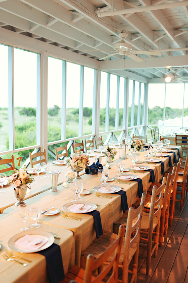 North Carolina wedding at The Carolina Yacht Club, photo by Whitebox Photo | via junebugweddings.com