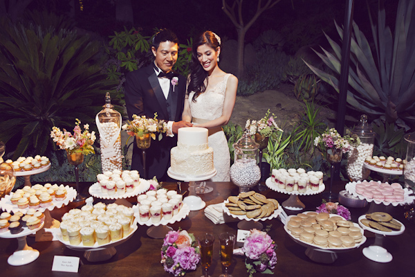 blush, ivory and pink wedding at Hummingbird Nest Ranch, California - Photo by Duke Photography | via junebugweddings.com