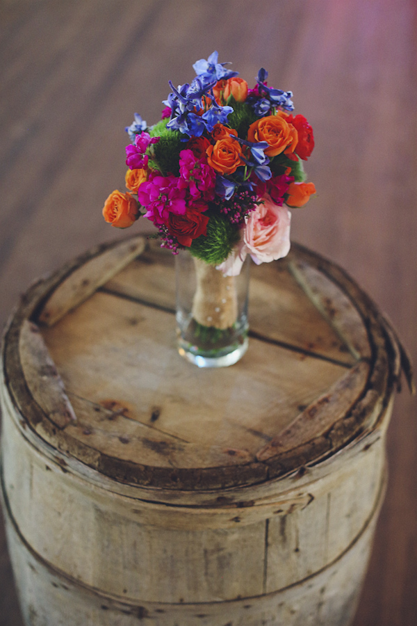 colorful texas wedding at Starhill Ranch, photo by Austin wedding photographer Christina Carroll Photography | via junebugweddings.com