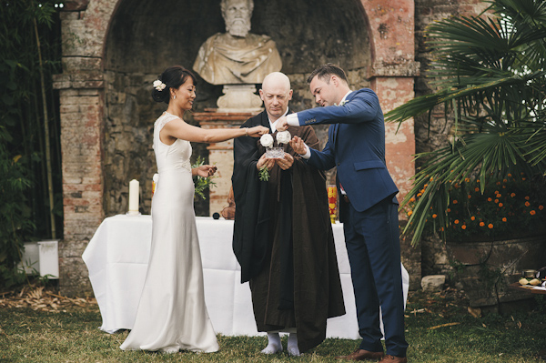 destination wedding in Sienna, Italy - photo by This Modern Love | via junebugweddings.com