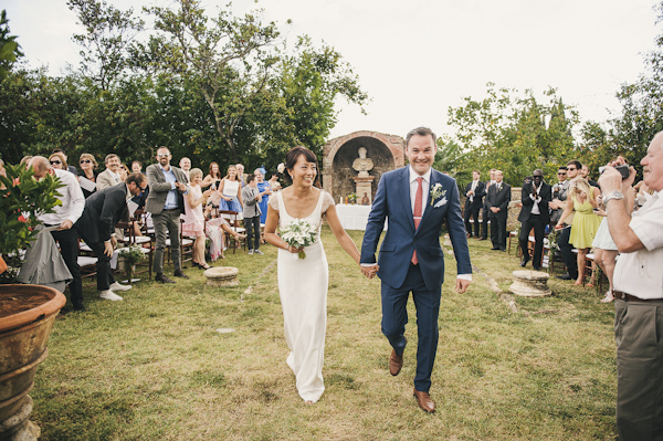 destination wedding in Sienna, Italy - photo by This Modern Love | via junebugweddings.com