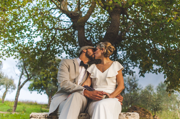 picturesque elopement in Tuscany with photography by Roberto Panciatici | via junebugweddings.com (19)