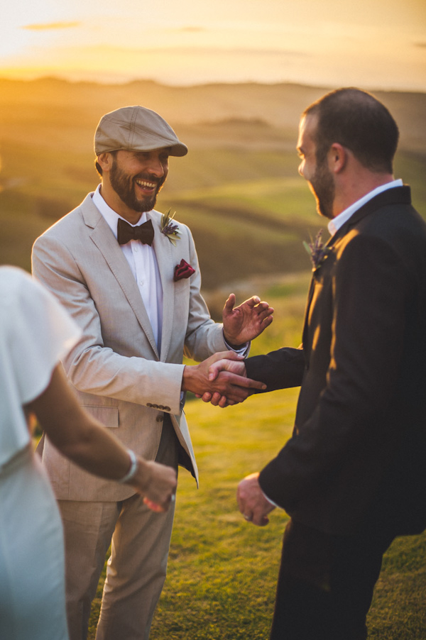 picturesque elopement in Tuscany with photography by Roberto Panciatici | via junebugweddings.com (13)