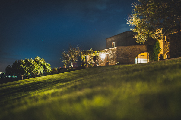 picturesque elopement in Tuscany with photography by Roberto Panciatici | via junebugweddings.com (1)