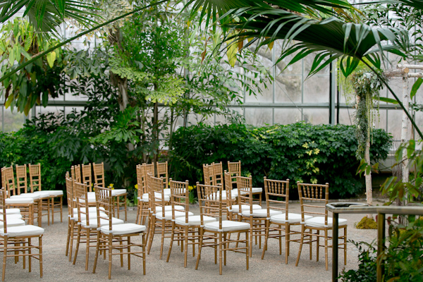 botanical inspiration photo shoot at the Philadelphia Horticultural Center, photos by Lindsay Docherty Photography | via junebugweddings.com