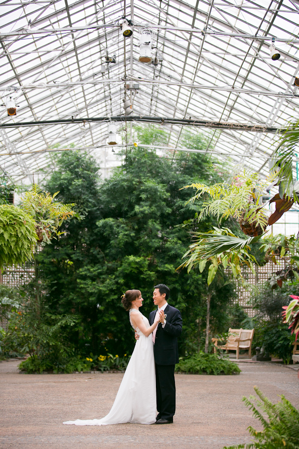 botanical inspiration photo shoot at the Philadelphia Horticultural Center, photos by Lindsay Docherty Photography | via junebugweddings.com