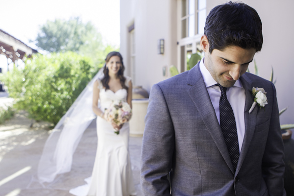 colorful desert wedding at Four Seasons in Scottsdale, Arizona - photo by Erica Velasco Photographer | via junebugweddings.com