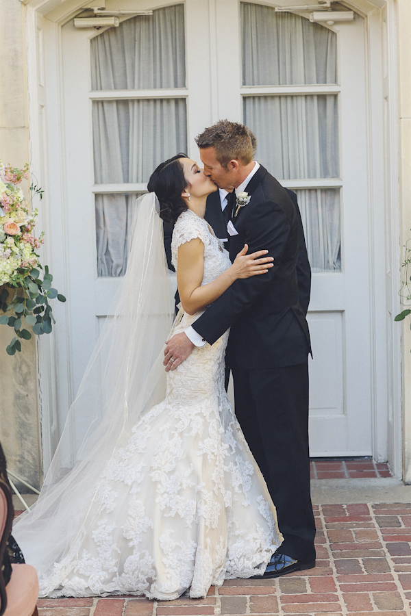 traditional and timeless bridal style, photo by Christina Carroll Photography | via junebugweddings.com