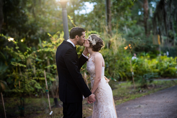 elegant winter wedding in Florida with photos by Dana Goodson Photography | via junebugweddings.com