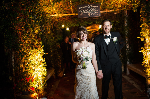 elegant winter wedding in Florida with photos by Dana Goodson Photography | via junebugweddings.com