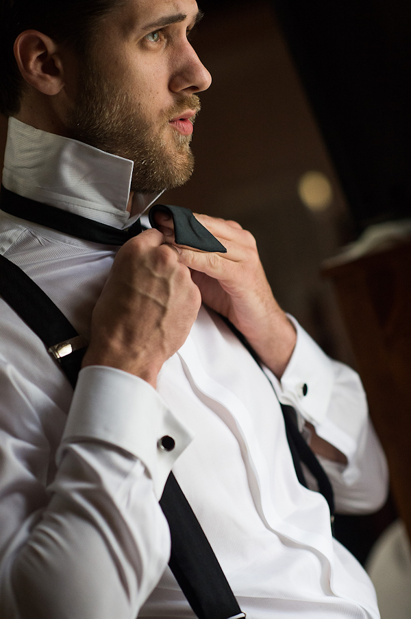 elegant winter wedding in Florida with photos by Dana Goodson Photography | via junebugweddings.com