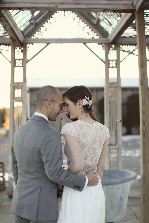 warm and cozy winter wedding, photo by Alison Conklin Photography | via junebugweddings.com