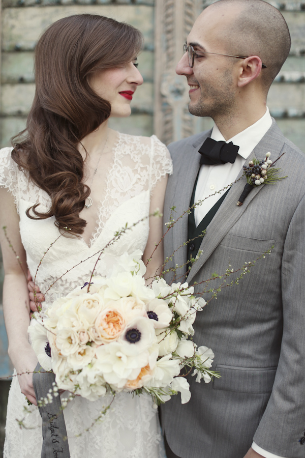 warm and cozy winter wedding, photo by Alison Conklin Photography | via junebugweddings.com